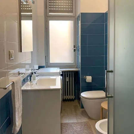 - Crocetta House Daire Torino